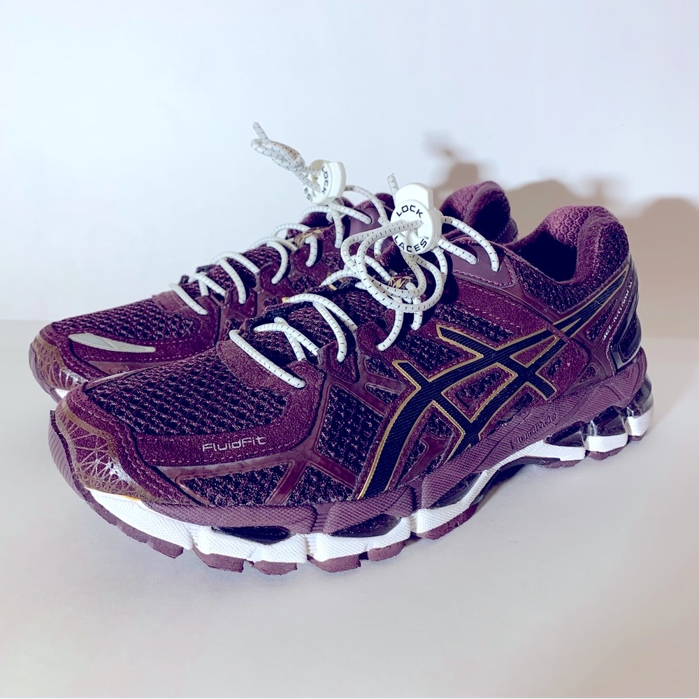 ASICS - Picture 2 of 7